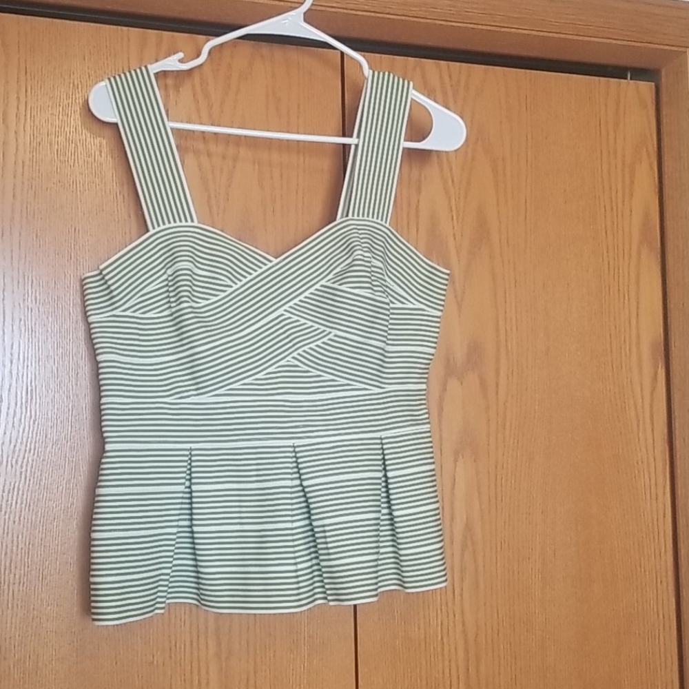 Anthro HG in Paris tank